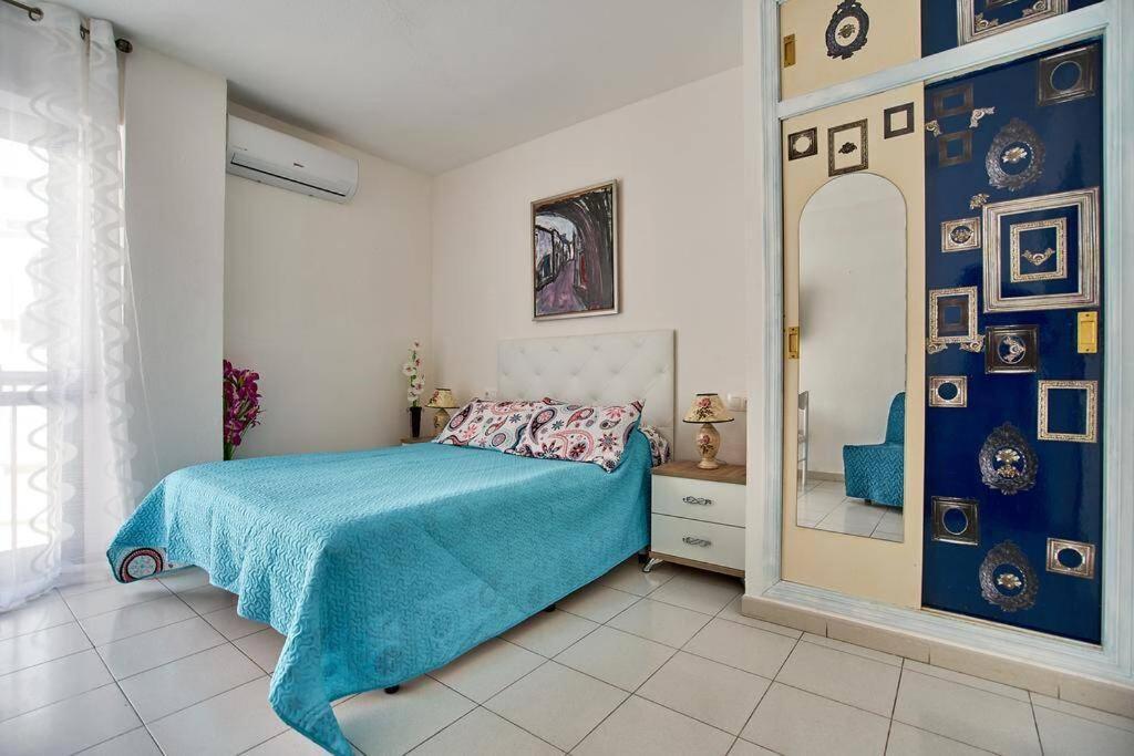 Cozy Studio Apartment Near The Beach Torrevieja Esterno foto